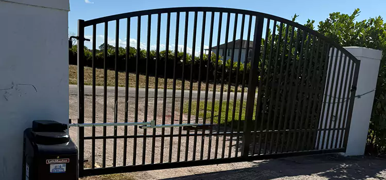 Driveway Fence Repair Wildwood
